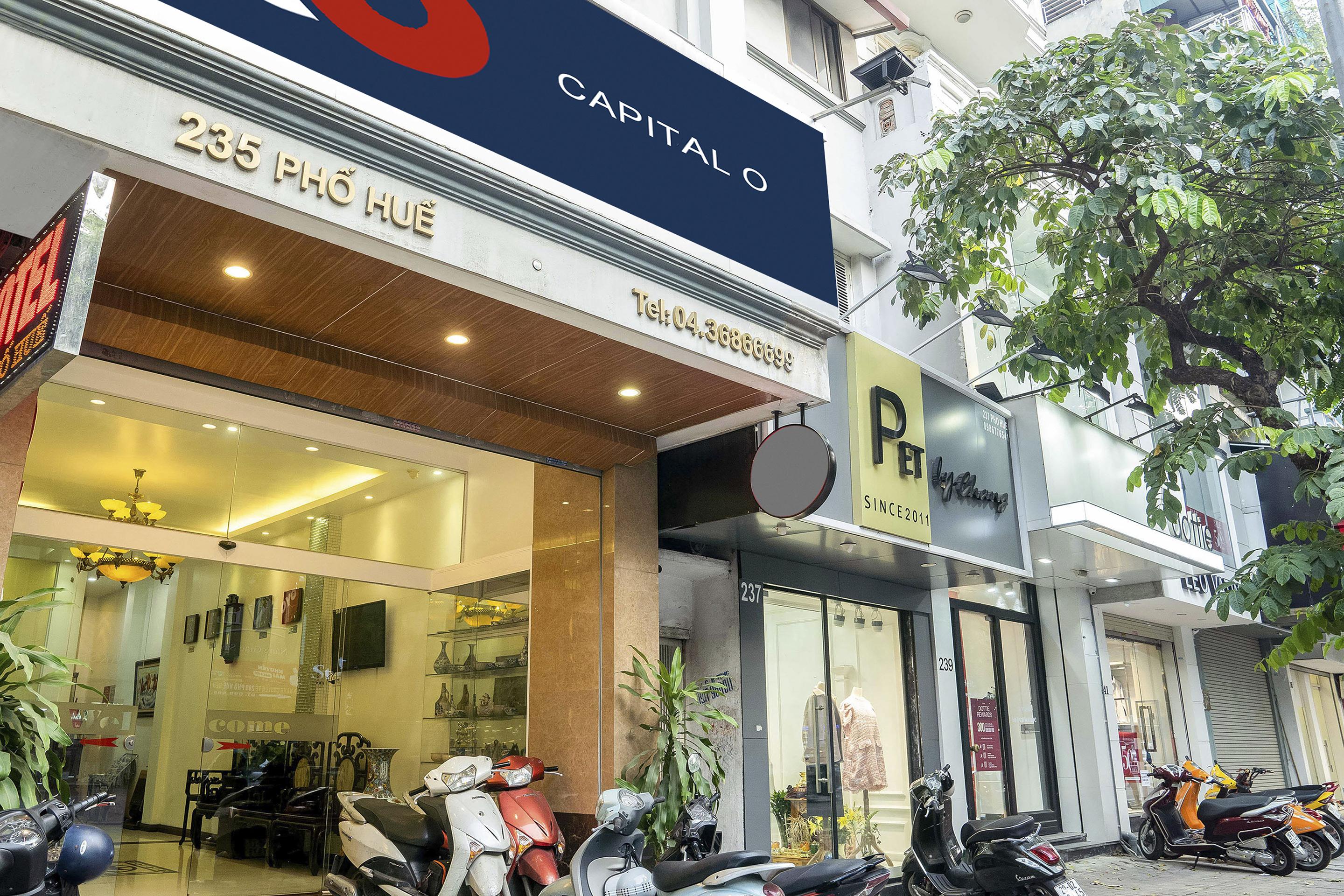Oyo 518 チャリオット ホテル ハノイ市 エクステリア 写真